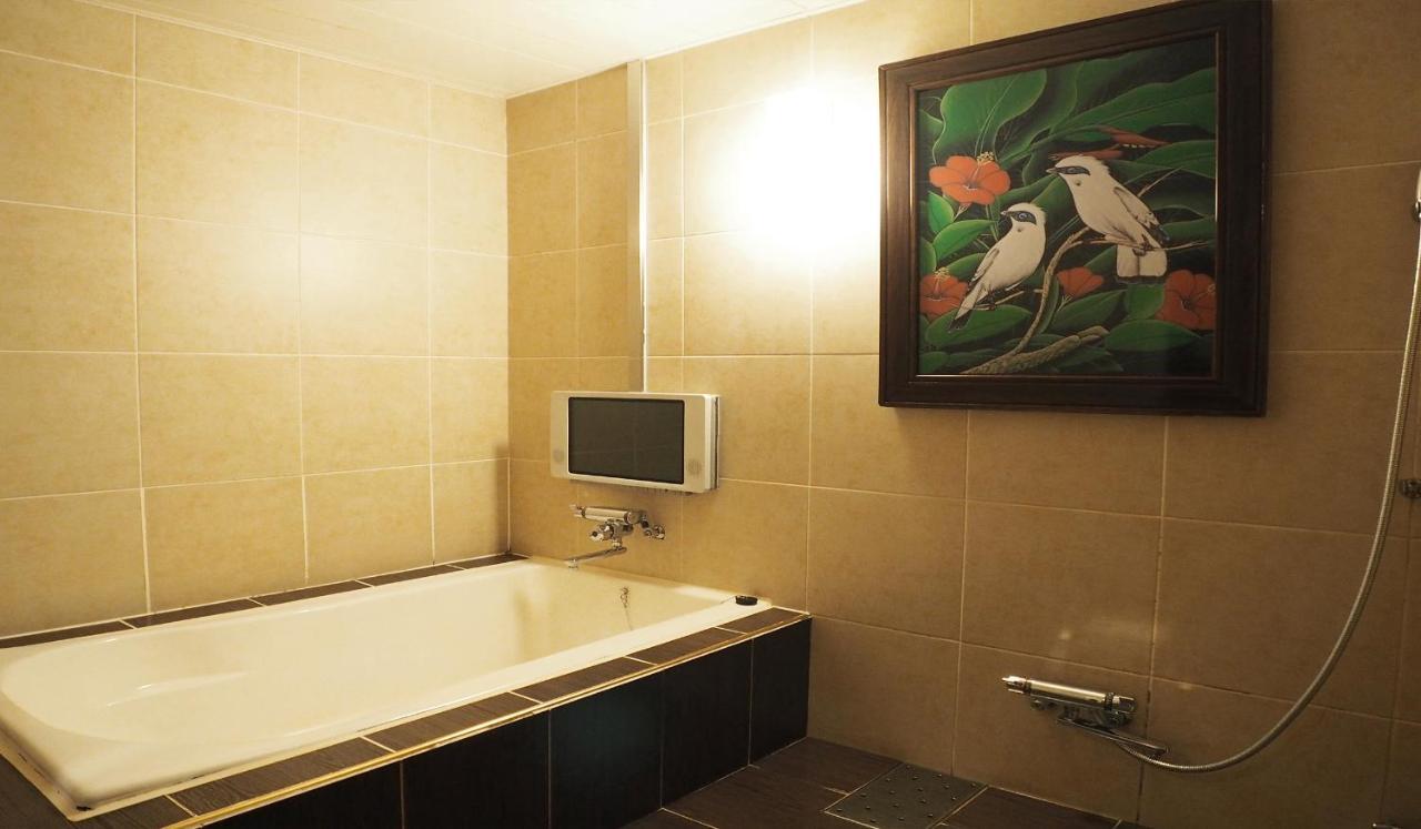 ホテルエイシア Hotel Asia (Adults Only) Гифу Екстериор снимка